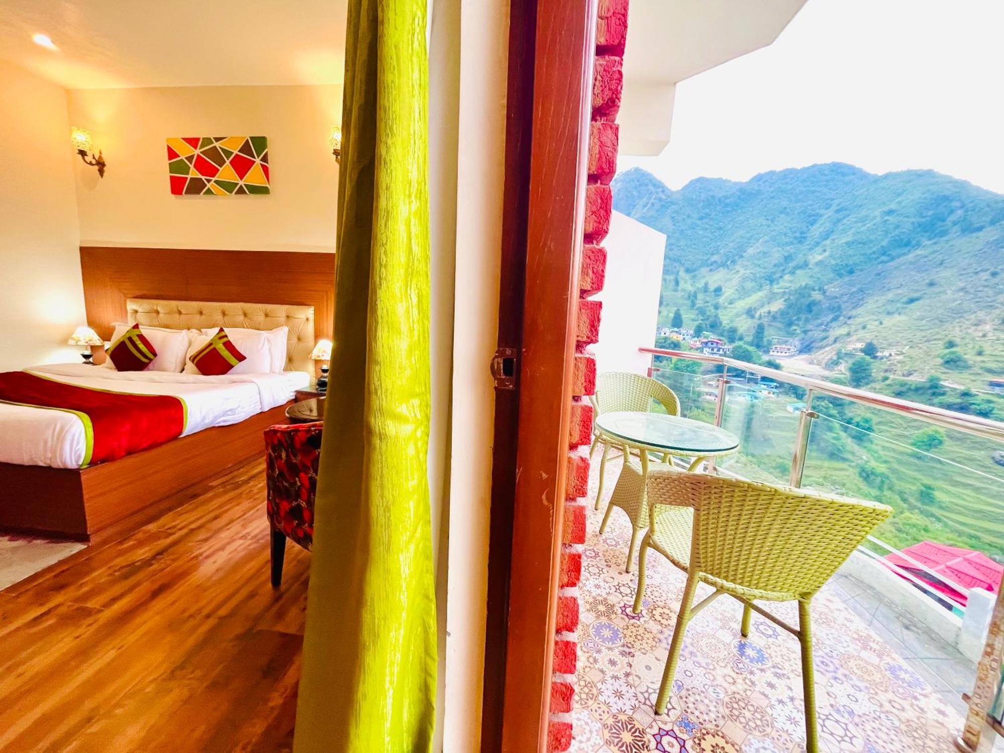 The Kempty Osasis - A Boutique Resort With Scenic Mountain View In 무소리에 외부 사진