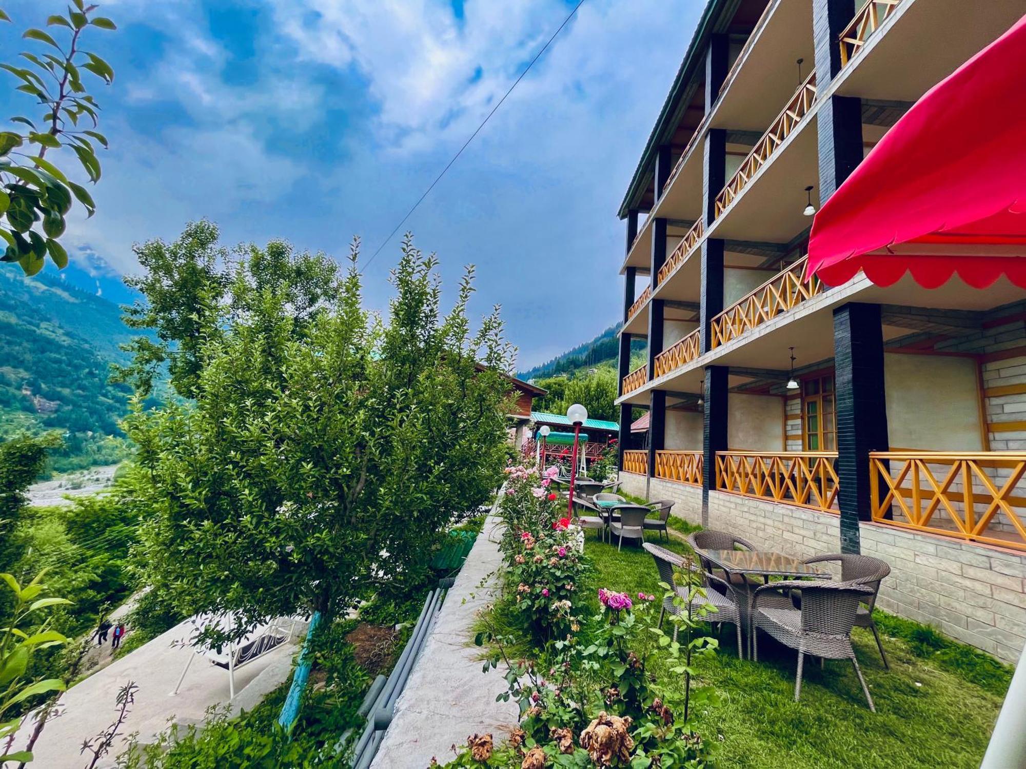 The Kempty Osasis - A Boutique Resort With Scenic Mountain View In 무소리에 외부 사진