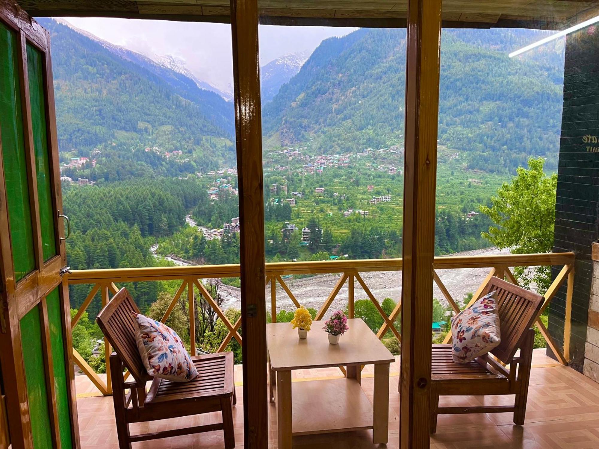 The Kempty Osasis - A Boutique Resort With Scenic Mountain View In 무소리에 외부 사진