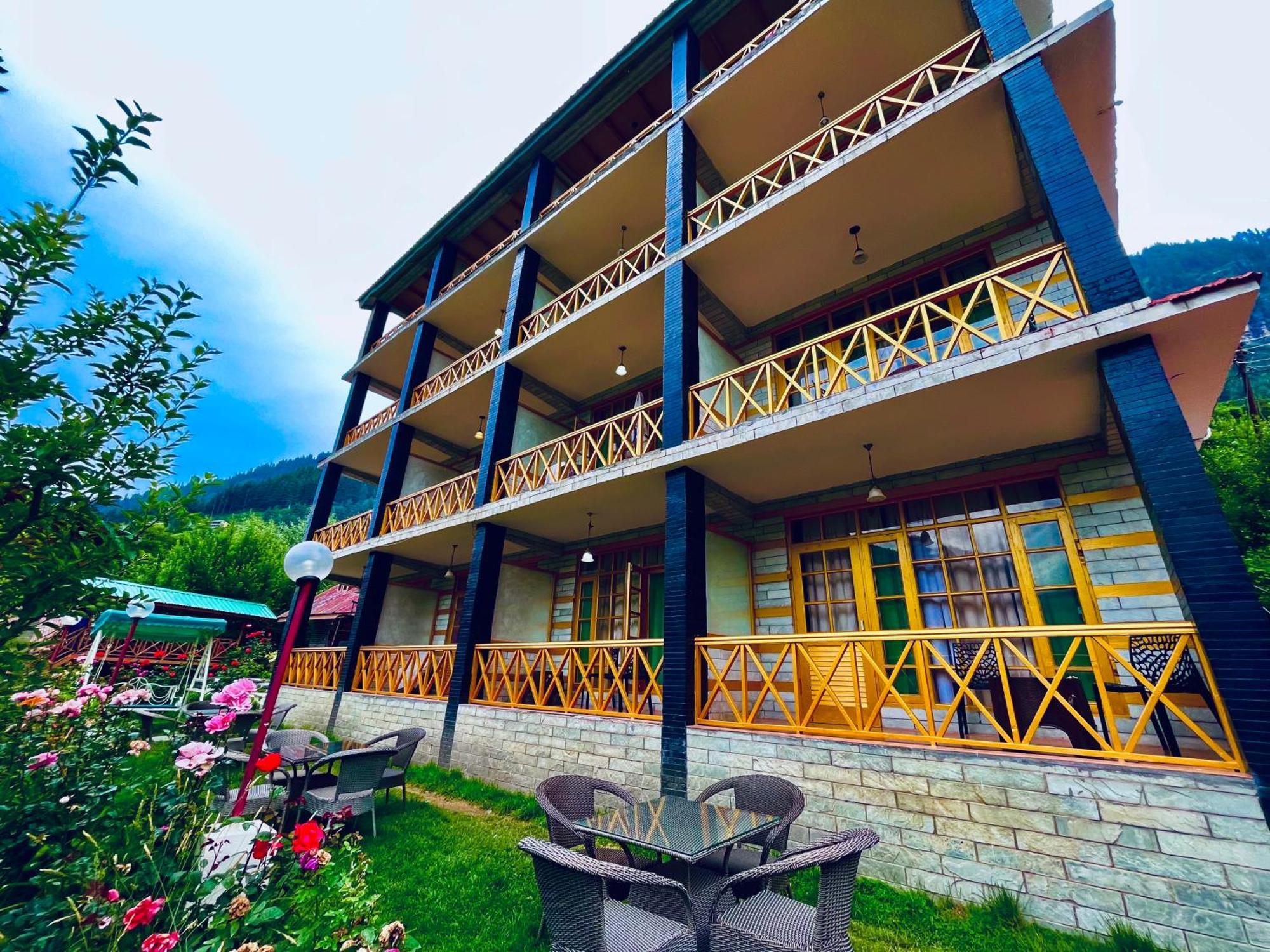 The Kempty Osasis - A Boutique Resort With Scenic Mountain View In 무소리에 외부 사진