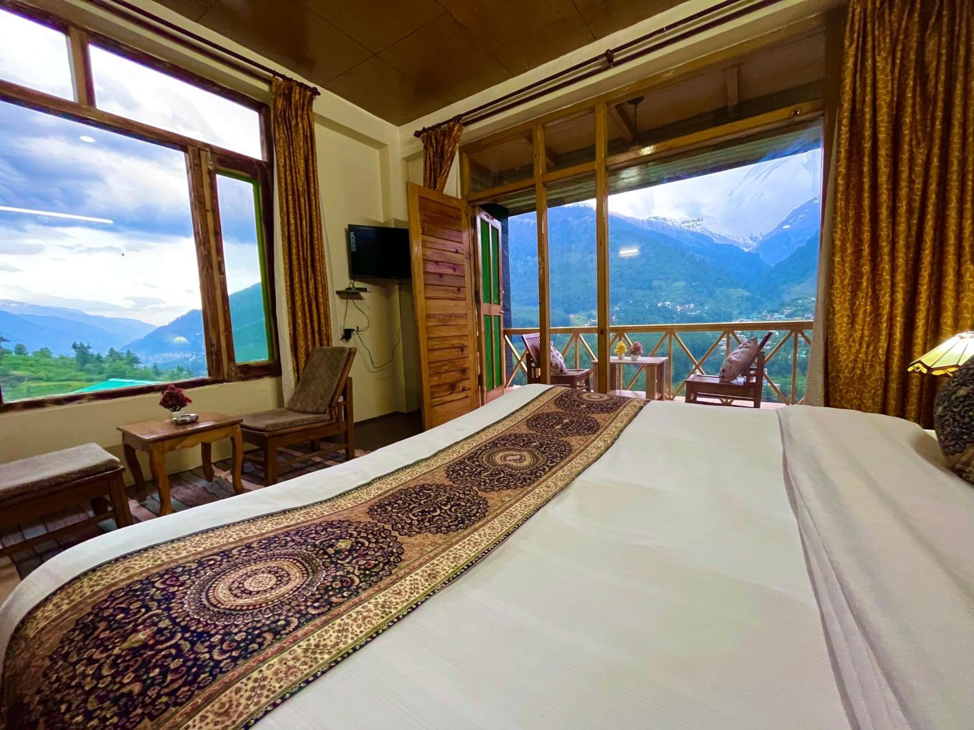 The Kempty Osasis - A Boutique Resort With Scenic Mountain View In 무소리에 외부 사진